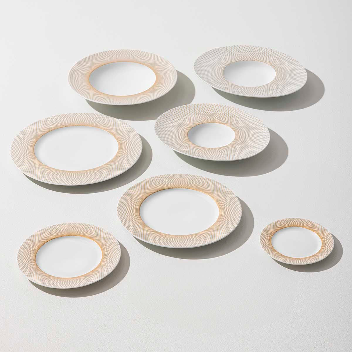 GRAPHIQUE CLASSIQUE DORE Assiette à dessert 22,5cm