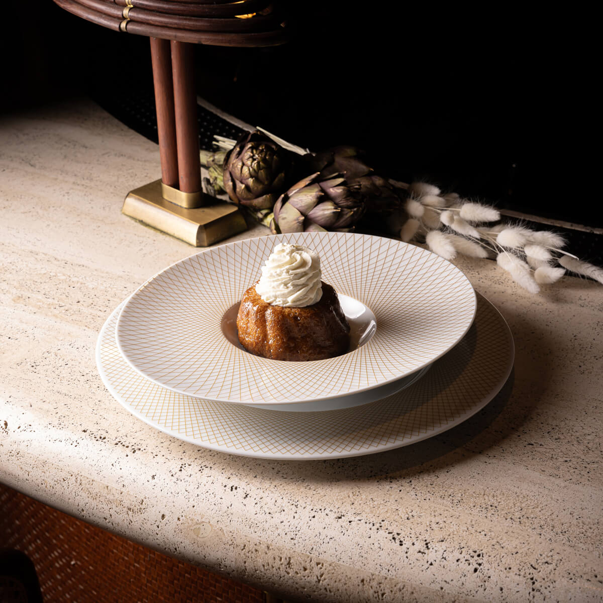 Image du produit: GRAPHIQUE CLASSIQUE DORE Assiette gourmet ovale 30cm x 26cm